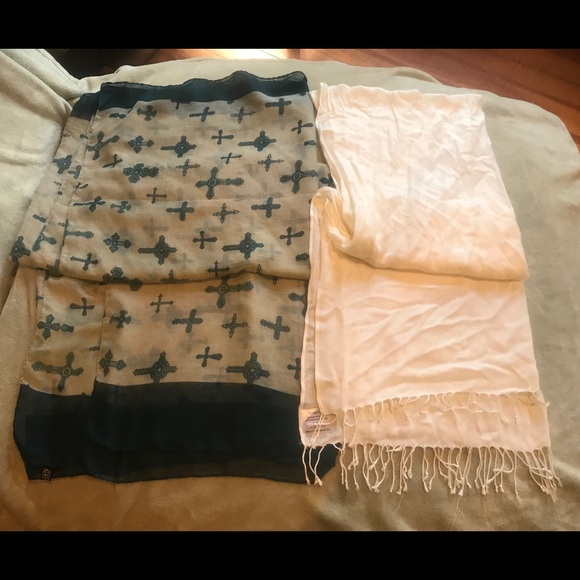 Scarf Cleanout! Lot of 10. Lace Infinity Cheetah - Picture 7 of 8